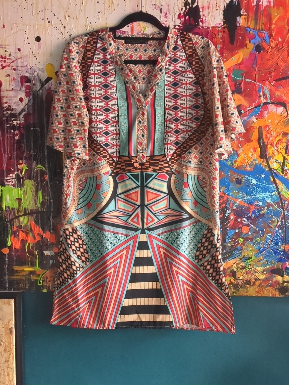 Boho Geometric Print Shift Dress With Flutter Sleeves